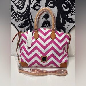 Dooney & Bourke BNWT pink and white chevron print Geena satchel